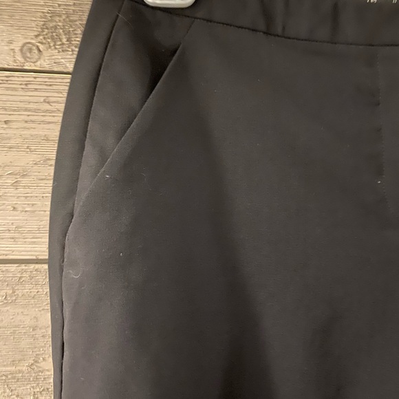 Elie Tahari size 2 Wool blend pants - Picture 3 of 9